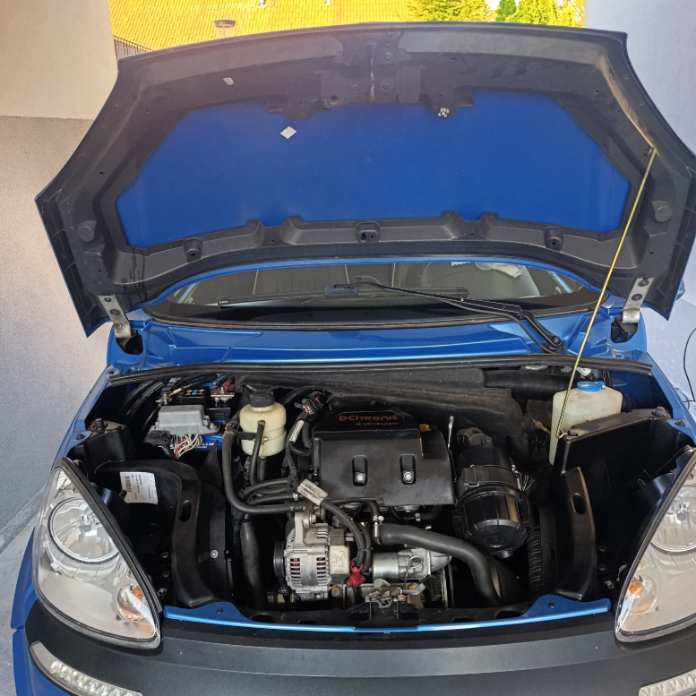 Mopedauto Motorschaden