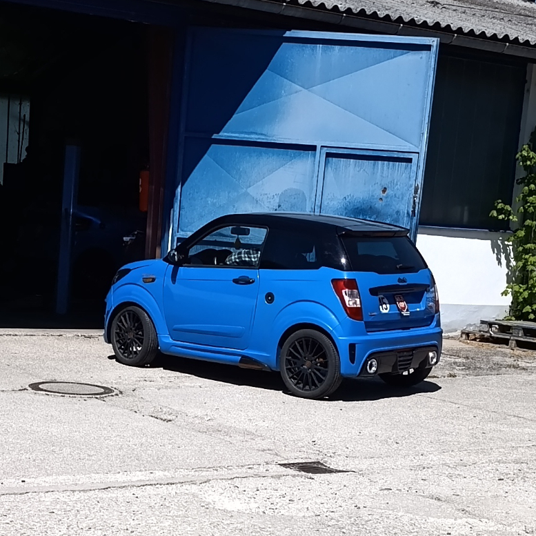 Mopedauto Werkstatt